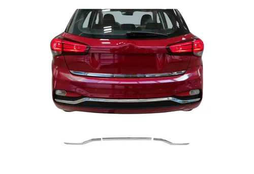OMAC Zierleisten-Aufkleber für Hyundai i20 (2019-2021) - Chrom 3tlg - Hochwertige Zierleisten aus rostfreiem Edelstahl, die Ihrem Hyundai i20 Stil verleihen und gleichzeitig die Originalteile vor Kratzern schützen. Einfache Installation ohne Bohren, ideal für eine ansprechende Optik.