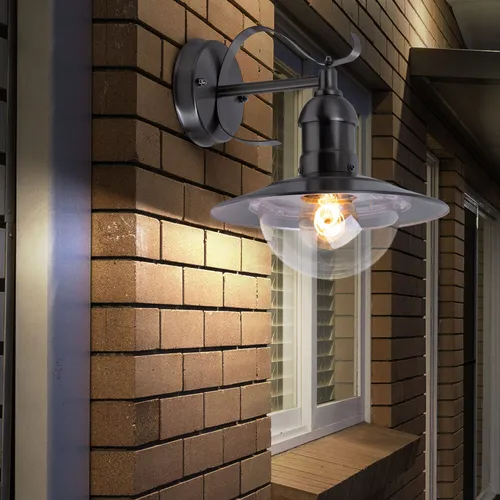 LED Außenwandleuchte Edelstahl Laterne silber - 320lm warmweiß - Hochwertige Wandleuchte aus Edelstahl, spritzwassergeschützt (IP44), ideal für Haustüren und Gärten. Mit 320 Lumen sorgt sie für warmweißes Licht und ist eine langlebige Investition für Ihr Zuhause.