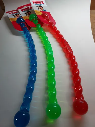 KONG Hundespielzeug Safestix M 50 cm von Kong