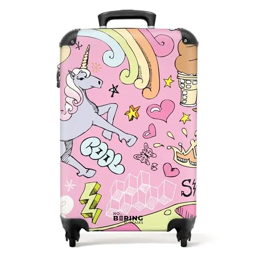 NoBoringSuitcases.com® Kinderkoffer Einhorn Trolley Rosa - Kindergepäck: Leichter Hartschalenkoffer (55x40x20 cm) mit einzigartigem Einhorn-Design, langlebig und mit integriertem Zahlenschloss für sicheren Transport.