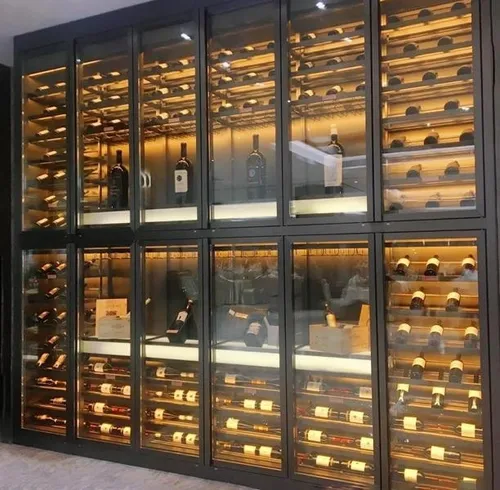 Weinschrank mit Beleuchtung