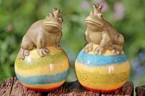 BOLTZE GRUPPE GmbH Dekofigur Dekofigur Froschkönig Terrakotta H.21 cm grün Stückpreis