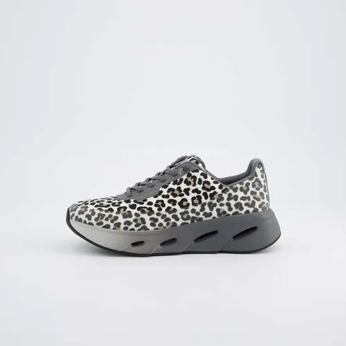 tenhaag Damen Sneaker wavehaag grau 38 - Stylischer Damen-Sneaker im Leo-Design mit elastischen Schnürsenkeln und leichter EVA-Laufsohle. Atmungsaktives Obermaterial aus 100% recyceltem Polyester, ideal für einen komfortablen Alltag.