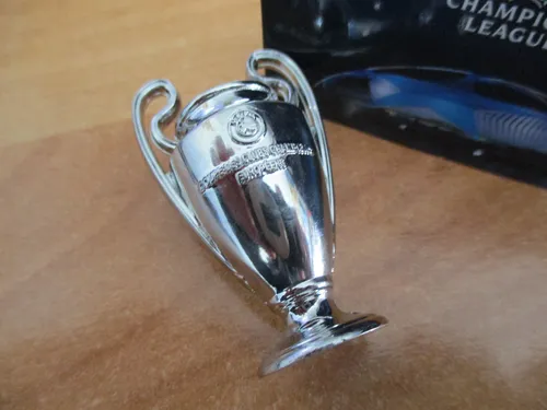 UEFA Champions League Pokalreplika Miniatur 3D freistehend von UEFA