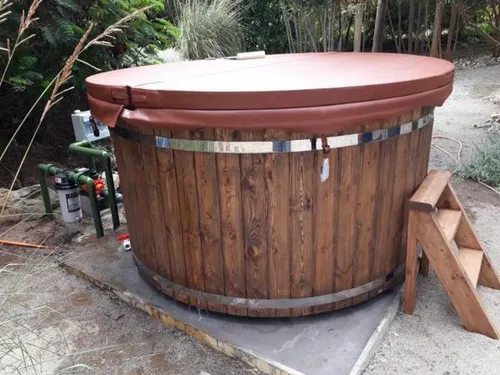 Badefass Wellnesspool Holzbottich Whirlpool für 6 Personen