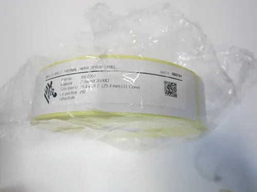 Rollen Zebra Etiketten 25 x 76 mm - Endlos-Etiketten aus Thermodirekt Papier, permanent haftend und ideal für vielseitige Anwendungen im Büro oder Lager.