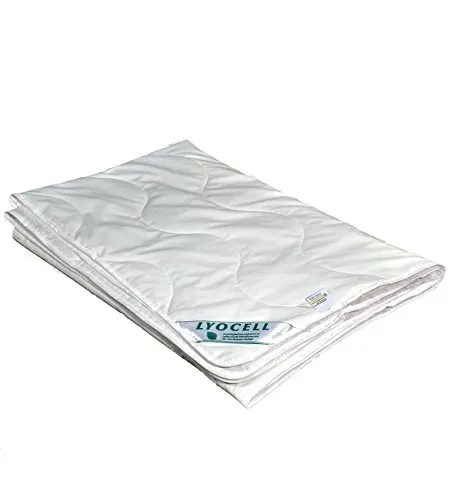 Betten Traumland Naturfaserbettdecke Sommerdecke - Bettdecken, super leicht und atmungsaktiv aus 100% Lyocell, ideal für Allergiker und feuchtigkeitsregulierend für besten Schlafkomfort.