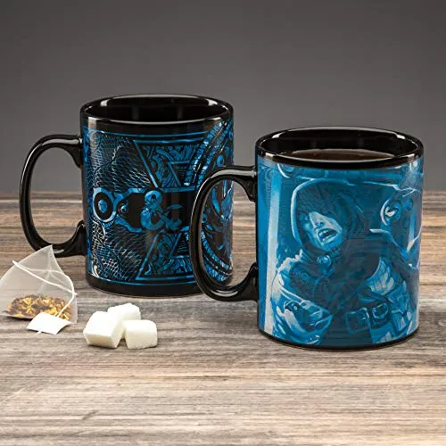 Paladone PP6637DD Dungeons and Dragons Tasse aus Keramik, hitzeempfindlich, Farbwechsel groß, perfekte Geschenkidee für Gamer, offizielles Lizenzprodukt, 550 ml Fassungsvermögen, blau/schwarz, 1 Stück (1er Pack)