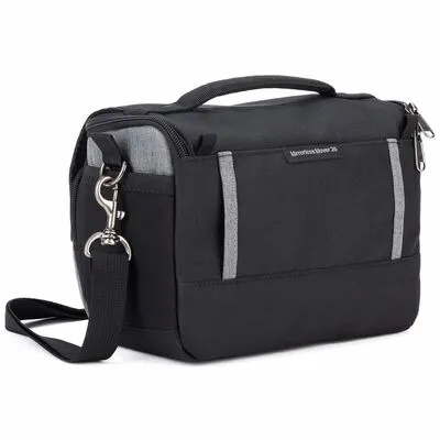 Think Tank - Mirrorless Mover 20 - Cool Grey - Kameratasche - Praktische Kameratasche für spiegellose Systeme mit abnehmbarem Schultergurt und Gürteldurchlass. Schneller Zugriff dank Klappdeckel mit Magnetverschluss, ideal für Fotografie unterwegs.