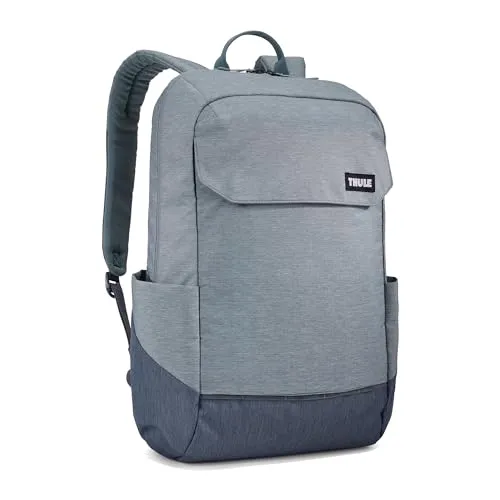 Thule Lithos 20 Rucksack | grün 3205097-THULE - Der Thule Lithos 20 Rucksack vereint stilvolles Design mit Funktionalität. Ideal für den Alltag und die Freizeit, bietet er Platz für einen 15″ Laptop und ist aus robustem Nylon gefertigt.