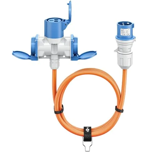 goobay Camping Adapterleitung 5,0 m orange - Verlängerungskabel für Outdoor-Einsätze, wetterfest und mit 4 CEE-Anschlussbuchsen für gleichzeitige Stromversorgung mehrerer Geräte.