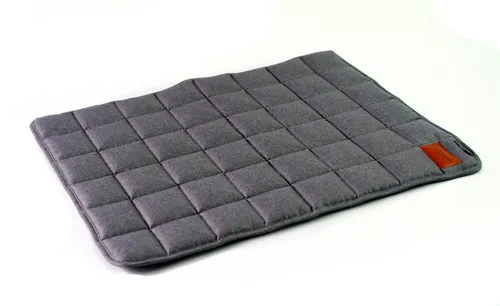 Mayaadi Home Orthopädisches Hundebett Buddy L (80 x 60 cm) - Grau - Hochwertiges Hundebett aus Polyester mit 3 cm orthopädischem Kern für gesunden Schlaf und Gelenkschonung. Pflegeleicht und hygienisch, ideal für Hunde und Katzen.