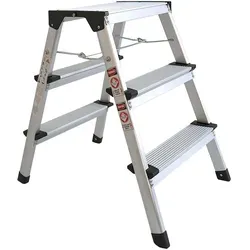 Klappbare Leiter 3 Stufen aus Aluminium - bis 150kg belastbar - Leitern: Diese vielseitige Trittleiter aus robustem Aluminium erleichtert alltägliche Aufgaben im Haushalt und Garten. Rutschfeste Stufen und eine maximale Traglast von 150 kg sorgen für Sicherheit und Stabilität.