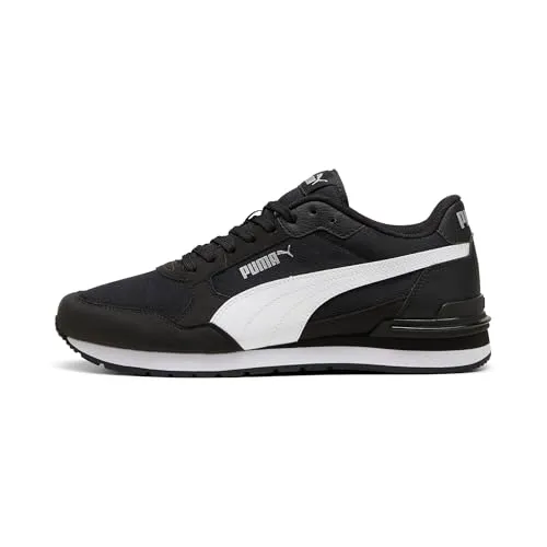 PUMA ST Runner v4 Mesh Sneakers für Damen, Gr. 38, Schwarz/Weiß/Silber - Klassische PUMA Sneaker mit modernem Komfort. Das atmungsaktive Obermaterial und die SOFTFOAM+ Einlegesohle sorgen für angenehmes Tragegefühl. Ideal für jeden Tag und vielseitige Looks.