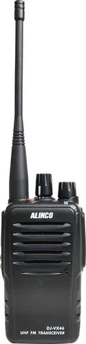 Alinco DJ VX 46E - PMR-Handfunkgerät in Schwarz, kompakt und leicht für den Einsatz unterwegs