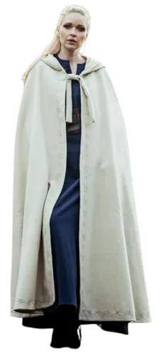 Umhänge für Kostüme von Leonardo Carbone