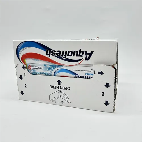 Aquafresh Triple Protection Whitening Zahnpasta, für starke Zähne und frischen A