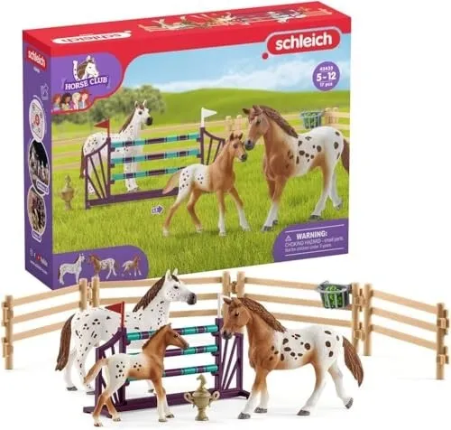 SCHLEICH Horce Club Lisas Turnier-Training Spielset - Spielset für kreative Pferdefans, inklusive Appaloosa-Stute, Fohlen, Wallach und umfangreichem Zubehör für spannendes Turnier-Training.