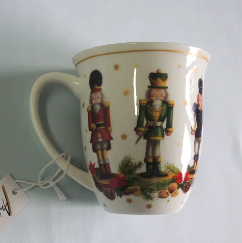 Porzellan Tassen Nussknacker Ambiente 0,4l Becher groß Weihnachten Winter 1