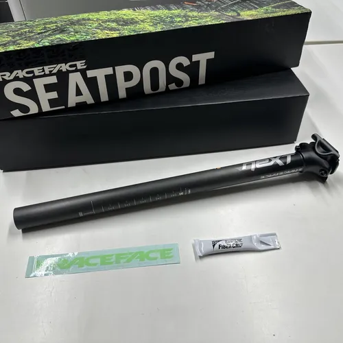 Race Face Next Sattelstütze 27.2mm x 400mm von Race Face