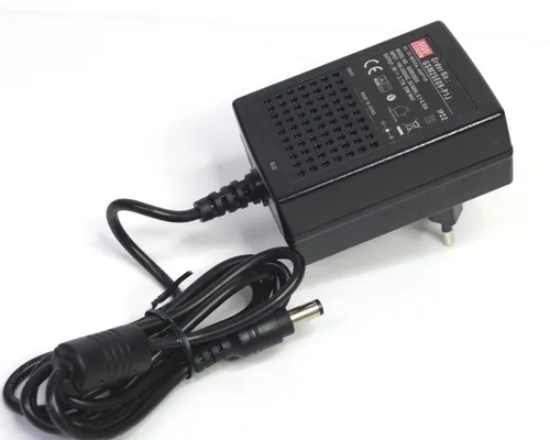 Netzteil 9V MEANWELL GSM25E09-P1J 25W 2,77A- 5,5mm Hohlstecker