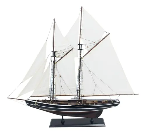 Sea-Club Segel-Yacht - Bluenose Modellschiff aus Holz 74x66cm - Dekoartikel mit liebevoller Handarbeit, perfekt als Blickfang für Ihr Zuhause oder Büro und schafft maritimes Flair.