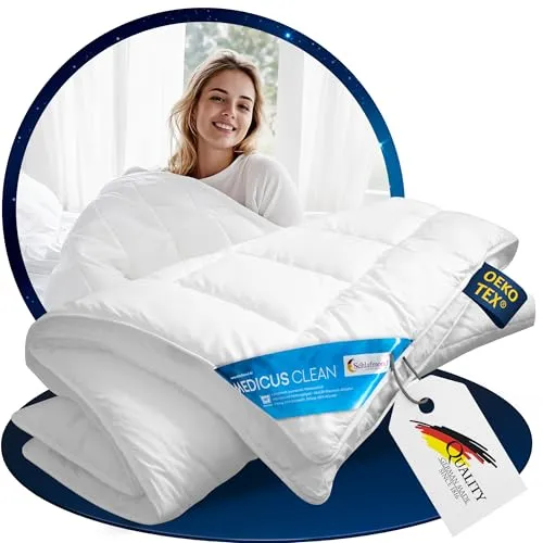 Schlafmond Medicus Clean Bettdecke 155x220 cm - Wärmeregulierende Allergiker Steppdecke - Bettdecken für ganzjährigen Komfort: Diese 155x220 cm große, atmungsaktive Decke aus 100% Baumwolle sorgt für optimalen Schlaf ohne Schwitzen. Ideal für Allergiker, made in Germany und pflegeleicht bis 95°C.