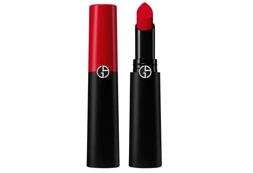 Giorgio Armani Rouge D'Armani Matte Lippenstift 400 - Lippenstift in mattem Finish, bietet langanhaltende Farbe und ein luxuriöses Tragegefühl für einen eleganten Look.
