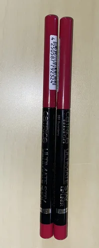 Catrice ULTIMATE STAY Lip Liner 030 Boysenberry NEU 2 x in lila von CATRICE