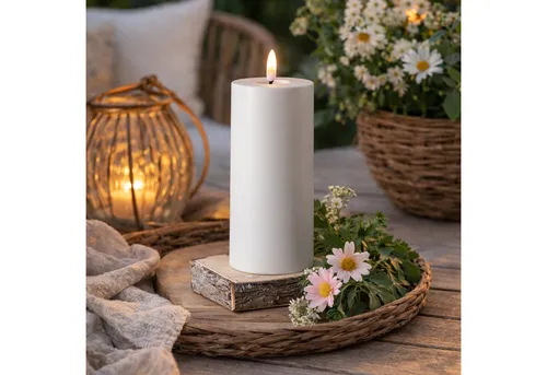MARELIDA LED-Kerze LED Outdoorkerze 7,5x17,5cm weiß für Innen Außen mit Timer, LED Classic, warmweiß (2100K bis 3000K)