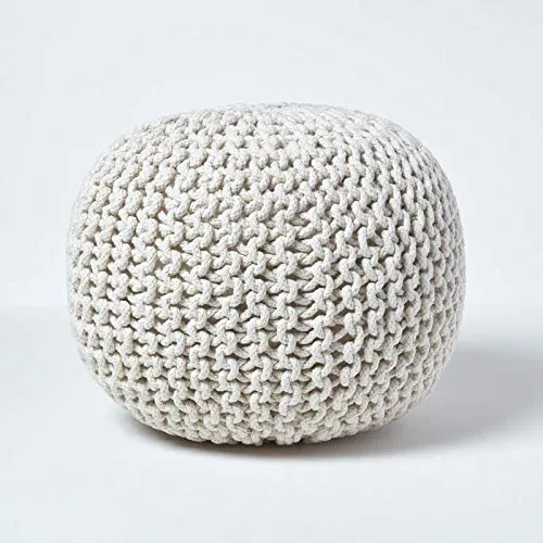 Homescapes Runder Strickpouf aus 100% Baumwolle - Stilvoller Pouf aus 100% Baumwolle in Naturfarbe, ideal für gemütliche Wohnräume und punktuelle Reinigung.
