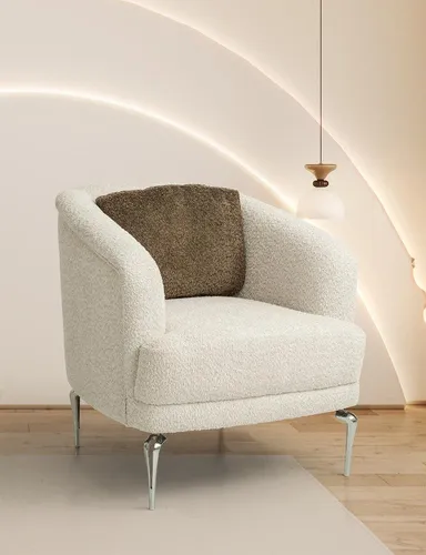 Stilvoller Beiger Polstersessel mit Metallfüßen - Moderner Wohnzimmer-Einsitzer mit komfortablem Polyesterbezug, ideal für entspannte Stunden. Kompakt und ohne Montage, fügt sich perfekt in jedes Zuhause ein.