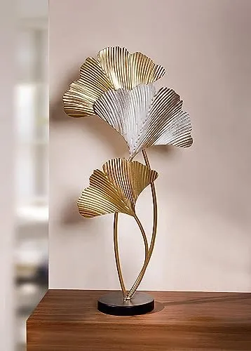 Dekoleidenschaft Metall-Blätter-Deko Ginkgo - Sammlerfiguren: Wunderschöne 61 cm hohe Ginkgo-Blatt-Dekoration aus stabilem Metall in glänzendem Gold und Silber, ideal für Wohnzimmer und Eingangsbereich.