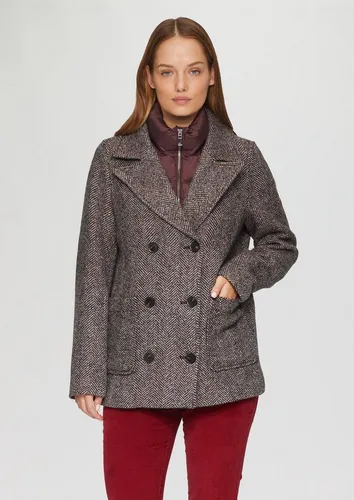 s.Oliver Funktionsmantel Outdoor-Mantel Cabanjacke mit herausnehmbarem Einsatz - Stylische Cabanjacke mit herausnehmbarem Einsatz für optimalen Tragekomfort. Ideal für Outdoor-Abenteuer und vielseitig kombinierbar. Hochwertige Materialien sorgen für Langlebigkeit und angenehme Wärme.