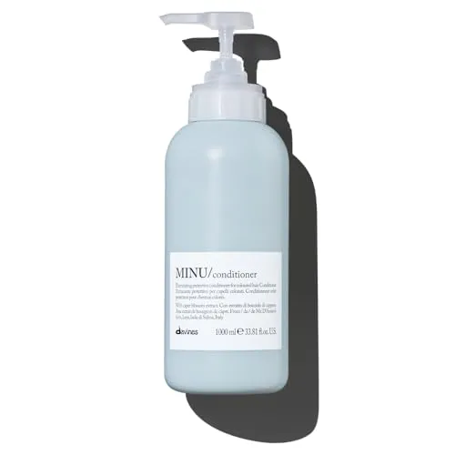 Davines Essential Haircare Minu Conditioner 1000 ml - Conditioner für coloriertes Haar, schützt die Haarfarbe vor dem Verblassen und bewahrt die Haarstruktur. Sulfat- und parabenfrei mit frischem Citrusduft.