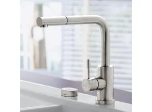 Villeroy & Boch Steel Shower Niederdruckarmatur - Armaturen mit Ausziehauslauf und 360° Schwenkbereich, ideal für optimale Flexibilität und Komfort beim Duschen.