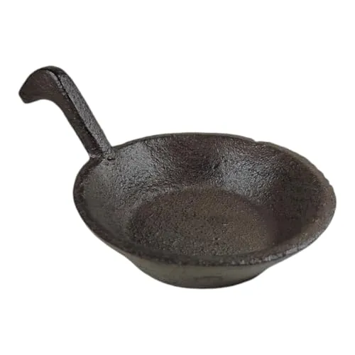 Mini Pfanne Kerzenständer mit 5cm Standfläche - rustikale Tischdeko aus Gusseisen