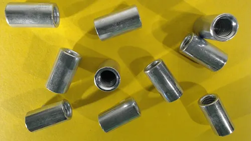 10X Verbindungsmuttern Langmuttern Gewindehülsen Distanzmuffen Rund 8 x 20