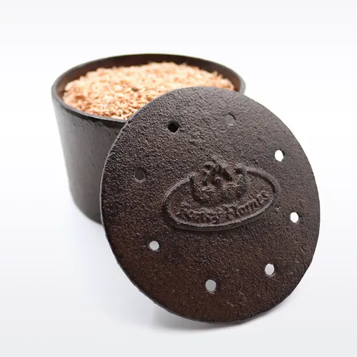 Räucherbox für Grill - Grillzubehör für authentisches Raucharoma, ideal für Fleisch, Fisch, Gemüse und Käse.