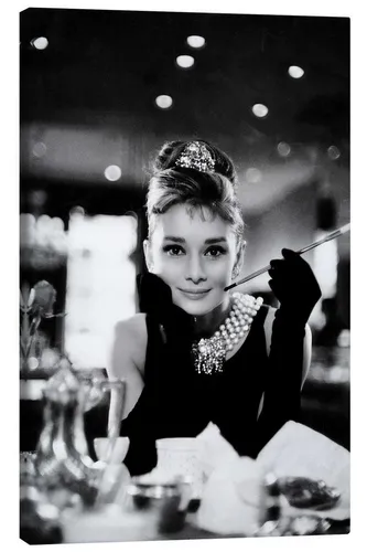 Posterlounge Wandbild Audrey Hepburn in Breakfast at Tiffany's, Celebrity Collection, erhältlich als Poster, Leinwandbild, Wandsticker oder Acrylglasbild
