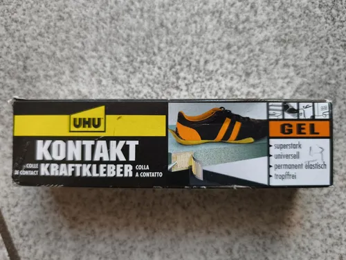 UHU Kontakt Kraftkleber Gel 42g Tube - Klebstoffe: Vielseitiger Alleskleber für starke und dauerhafte Verbindungen auf verschiedenen Materialien, ideal für Heimwerker und Bastler.