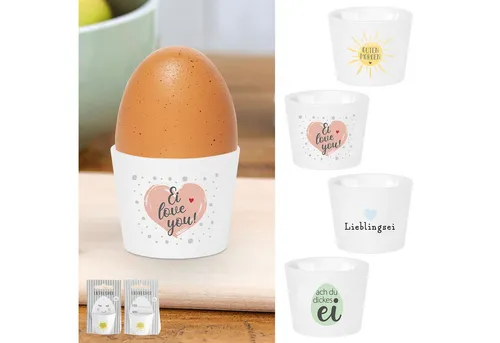 CEPEWA Eierbecher 4er Set mit Sprüchen – Porzellan, 5x4cm - Lustiges 4er Set Eierbecher aus weißem Porzellan mit Sprüchen. Ideal für ein fröhliches Frühstück oder als Geschenk. Spülmaschinengeeignet und perfekt zum Kombinieren mit anderem Geschirr.