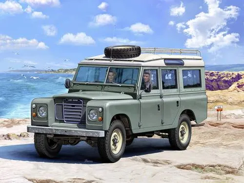 Revell 67047 Land Rover Series III Modellbausatz 1:24 - Modellbausatz des kultigen Land Rover Series III, bekannt für seine Robustheit und Geländegängigkeit. Ideal für Modellbau-Enthusiasten und Geländefans.