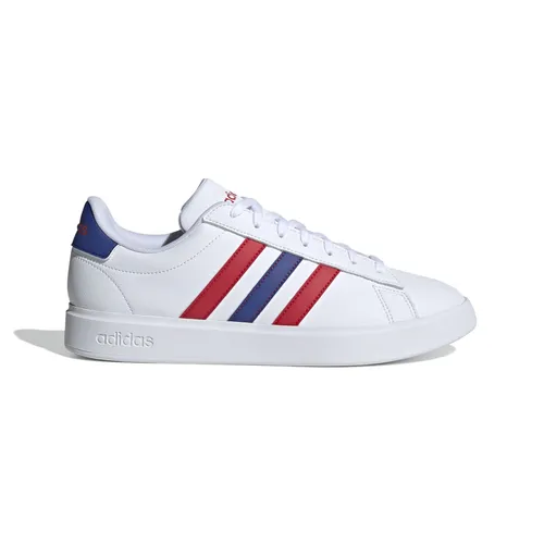 adidas Performance Grand Court 2.0 Herren Sneaker - Weiss/Rot/Blau - Sneaker aus recyceltem Synthetikleder mit Cloudfoam Comfort Dämpfung für höchsten Tragekomfort. Ideal für jeden Look und umweltfreundlich!