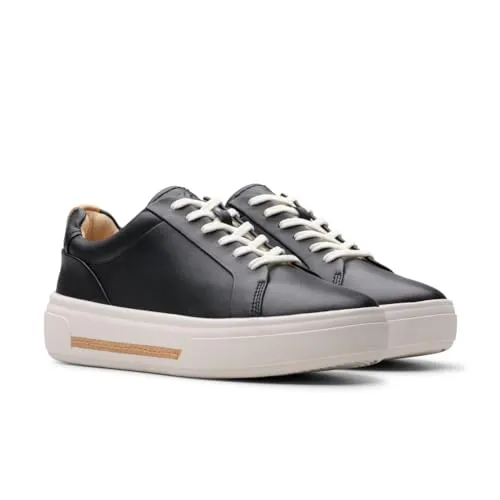 Clarks Damen Hollyhock Walk Sneaker, Schwarz aus Leder, 36 EU - Damen-Sneaker mit Obermaterial aus verantwortungsvoll angebautem Leder und herausnehmbarer Innensohle für optimalen Komfort.