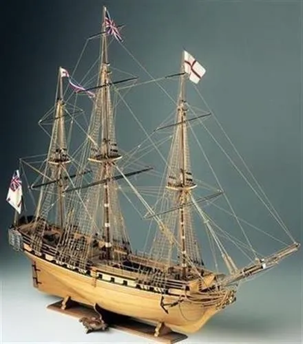 HMS Fregatte Unicorn 1:75 Holz Bausatz