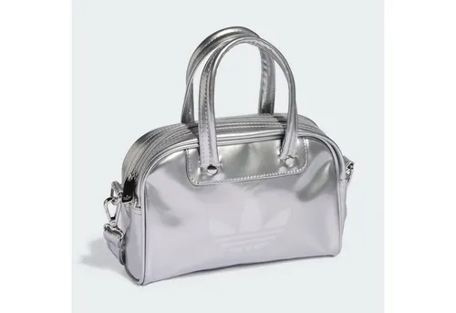 adidas Originals ADICOLOR MINI BOWLING TASCHE - Stylische Mini-Bowlingtasche im Retro-Design von adidas. Aus glänzendem Lackleder mit verstellbarem Riemen für vielseitige Trageoptionen. Ideal für die Aufbewahrung deiner Essentials.