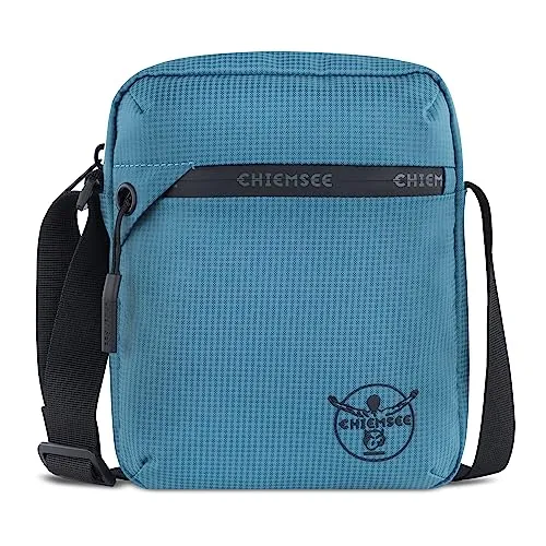 Chiemsee Light N Base Schultertasche - Türkis - Messenger-Bag aus 100% recyceltem Material, mit verstellbaren Schulterriemen und praktischem Reißverschlussfach für schnellen Zugriff.