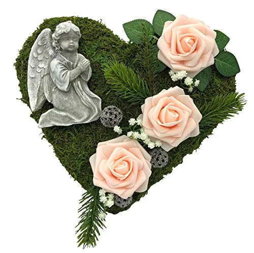 Grabgesteck Moosherz mit Rosen und Engel - Frische Gestecke & Kränze, handgefertigtes Moosherz mit liebevollen Rosen und einem 3D Engel für einen einzigartigen Grabschmuck.