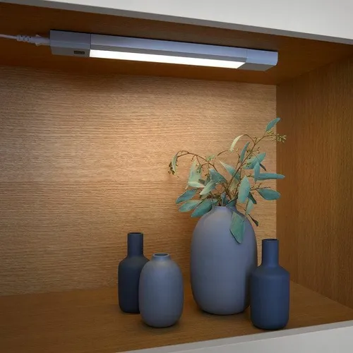 Osram LED Linear Slim Unterbauleuchte 30cm Fernbedienung RGB bunt 4W EEK:F (A-G)